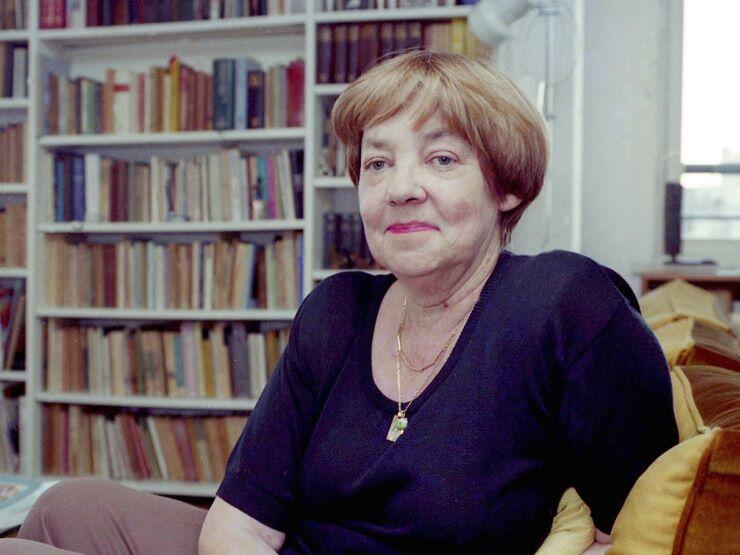 V&E - María Elena Walsh